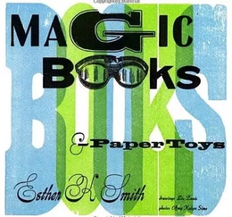 Magic Books & Paper Toys /anglais