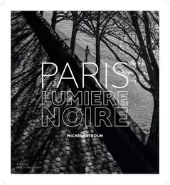 Tourisme et Voyages Paris. Lumière noire