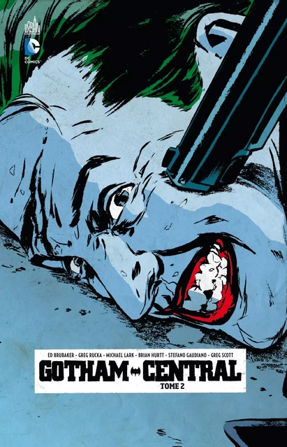 GOTHAM CENTRAL - Tome 2 -  Brubaker Ed,  Rucka Greg - URBAN COMICS