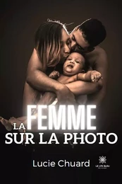 La femme sur la photo