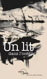 UN LIT DANS L'OCÉAN