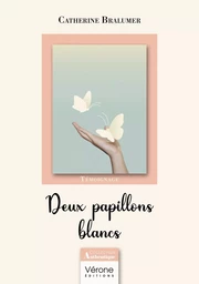 Deux papillons blancs