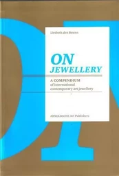 On Jewellery /anglais