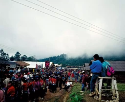 Bruno Serralongue Encuentro, Chiapas 1996 /anglais