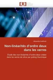 Non-linéarités d''ordre deux dans les verres